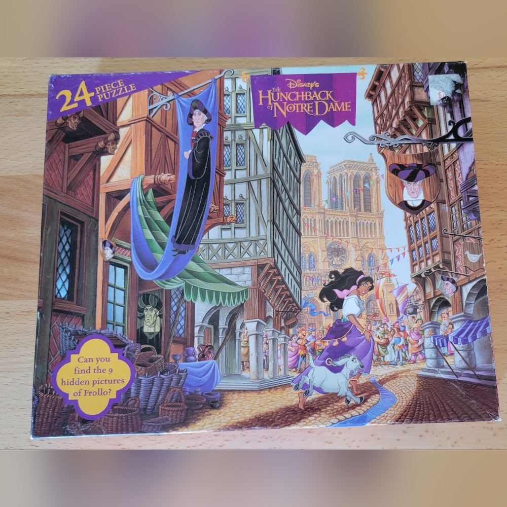 VTG 90s Disney's The Hunchback of Notre Dame 24-piece puzzle by Parker Brothers